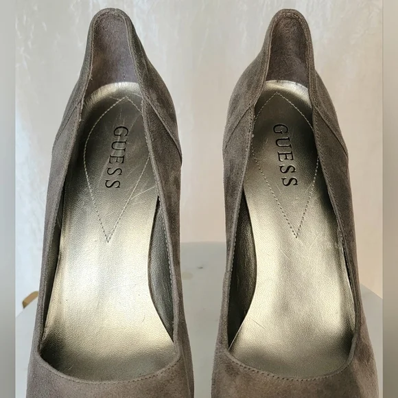 Guess Brand Women's Platform Pumps Round Toe High Heeled Shoes - Taupe - Size 8M - Picture 2 of 16